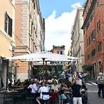 Un Cuore Nella Citta Eterna דירה
